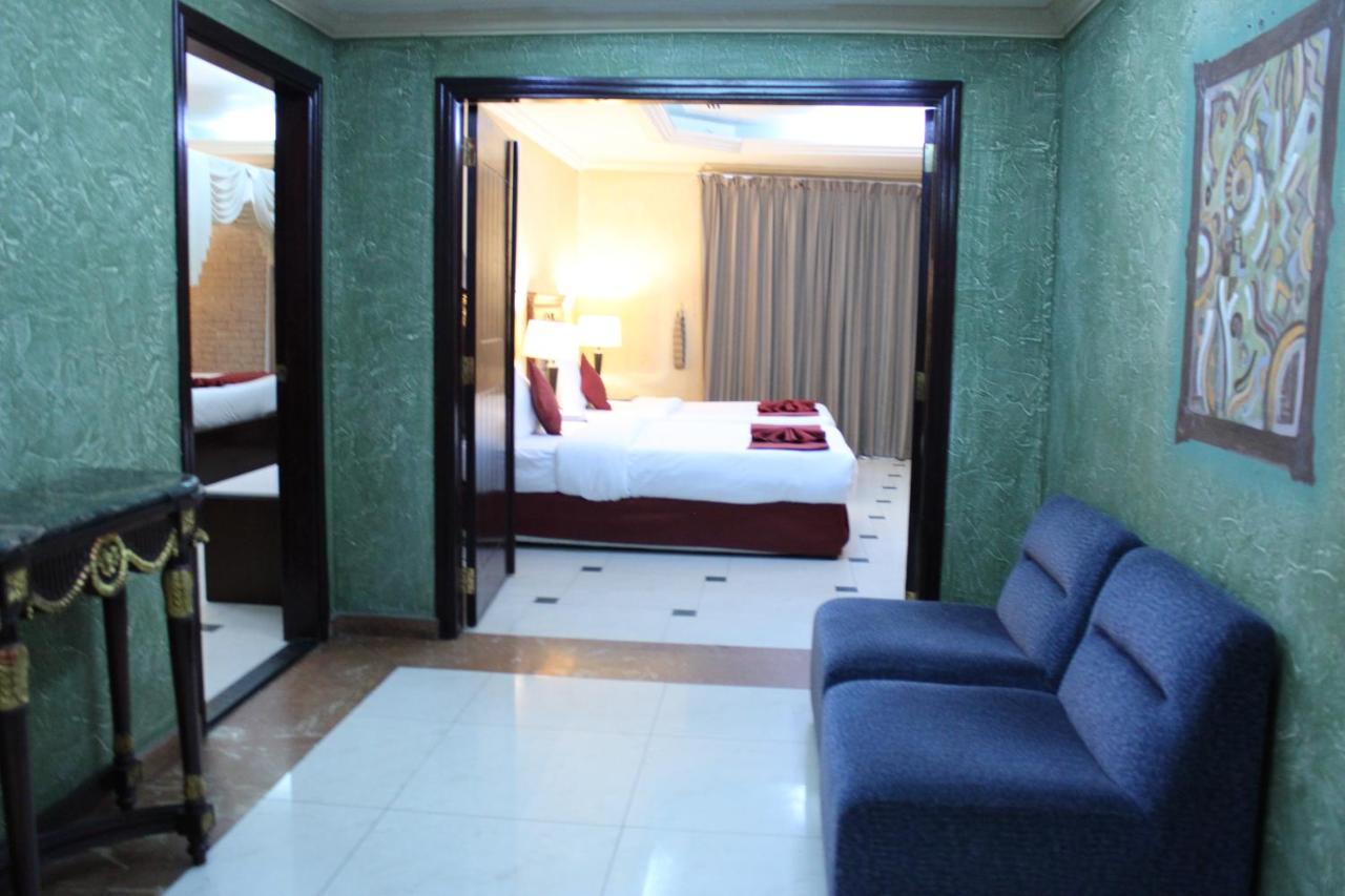 Oriental Corner Hotel Apartments Llc Dubái Exterior foto